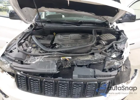 2020 Jeep Grand Cherokee Upland 4X4 from USA, damaged, VIN 1C4RJFAG2LC149290